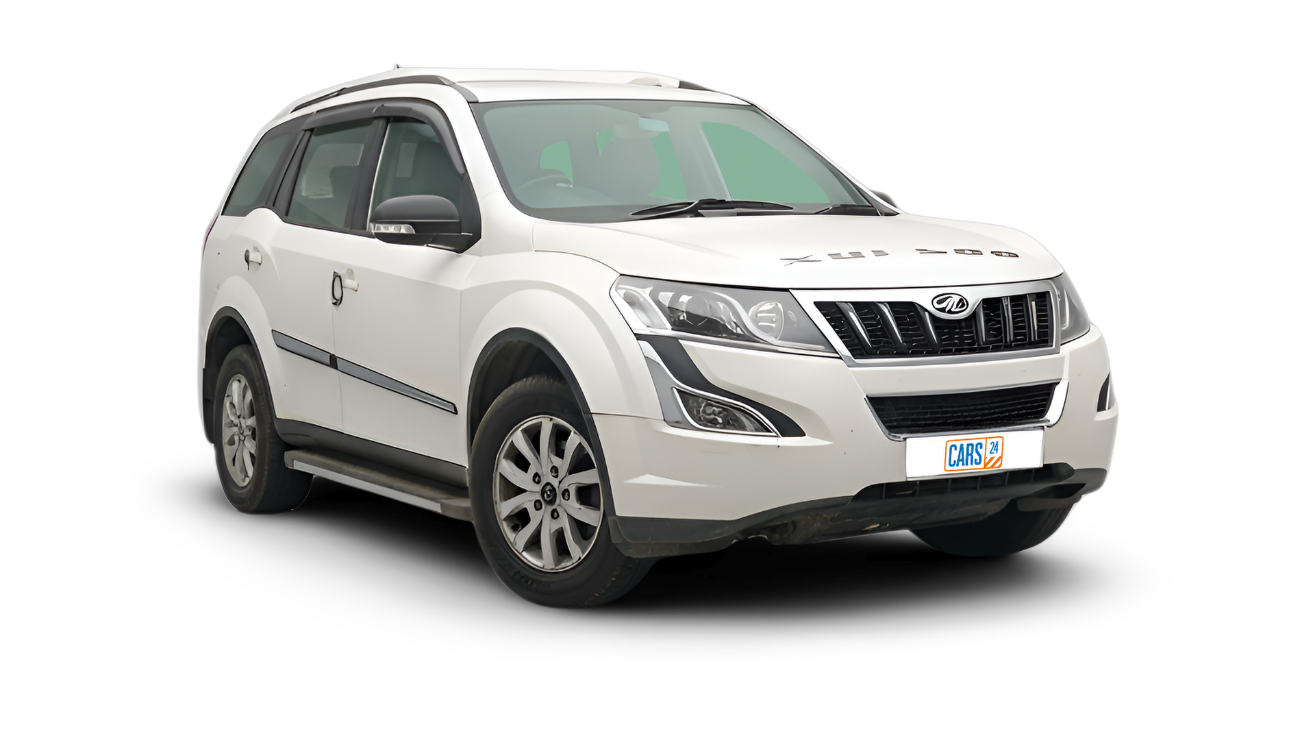 Mahindra XUV500-img